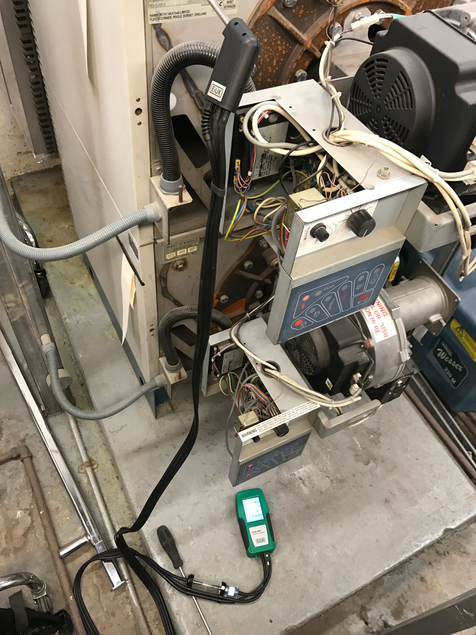 gas safe registered engineer near me Croft, WA3